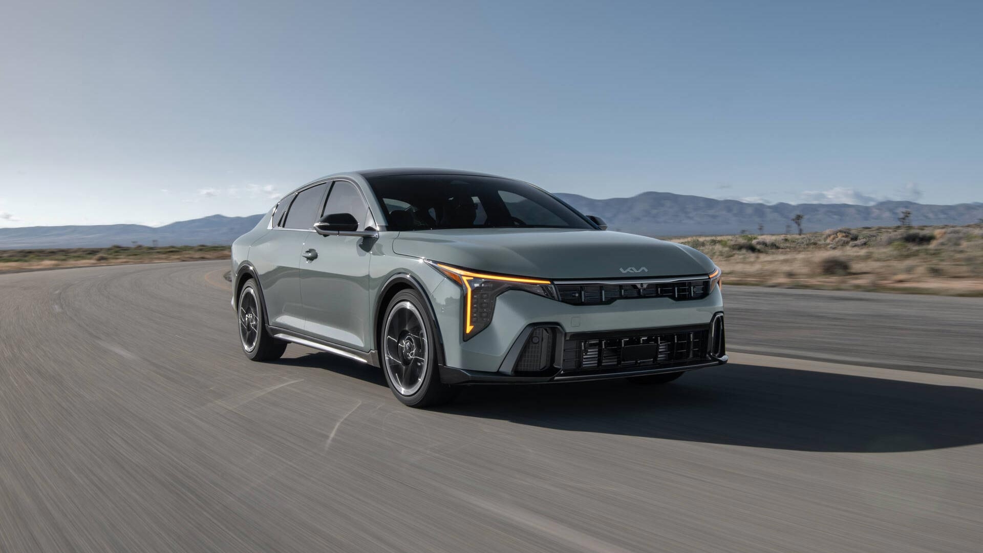 GROUPE-BEAUCAGE-KIA-K4-2026-AVANT